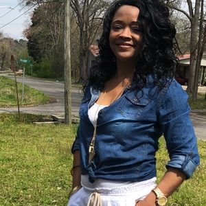 Meet your Posher, Shacarla